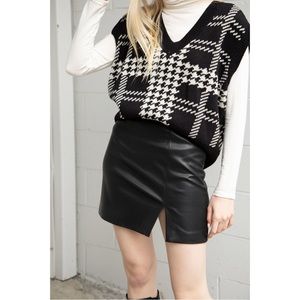 OAK + FORT Herringbone Sweater Vest